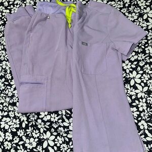 Figs Women's scrubs xs